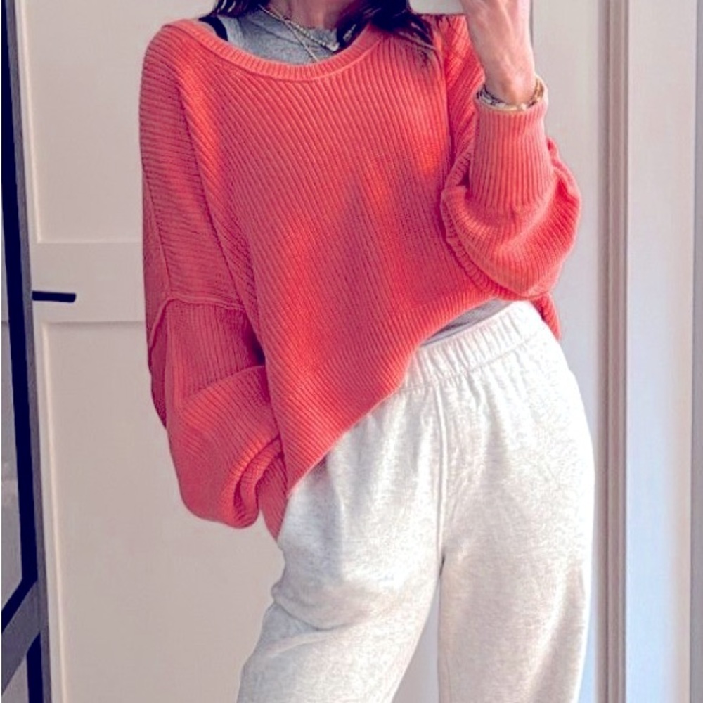 Aerie ‘Beyond Cropped Sweater’ in Haute Coral - S